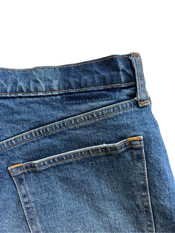 Abercrombie & Fitch The Mom Short High Rise Raw Hem light medium wash size 29 - Image 7
