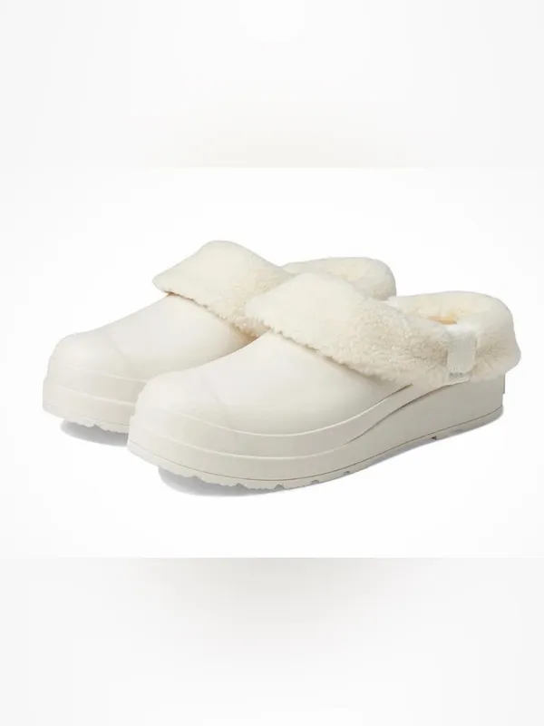 Hunter Cozy Cream Faux Shearling Slip-On Clogs - Image 10