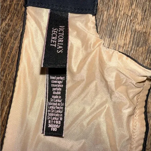 Victoria's Secret Lined Perfect Coverage Black Sheer Size 36DDD - Image 6
