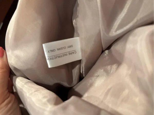 Vintage Gallery Light Beige Trench Coat - Image 5