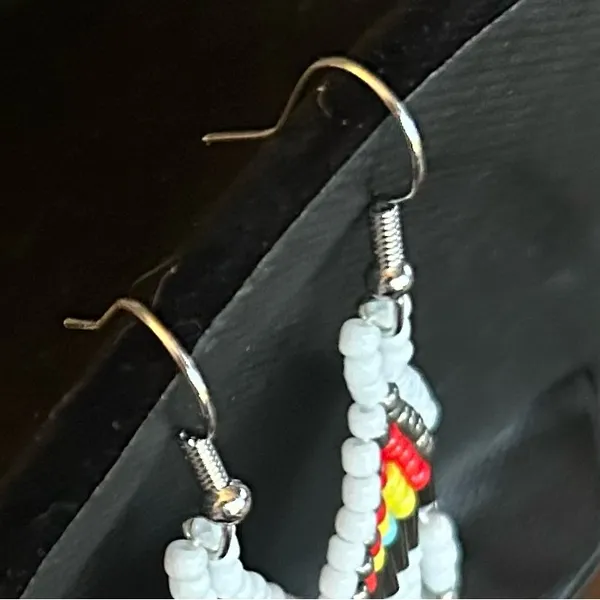 New..Colorful Seed Beaded Dangle Earrings Red - Image 4