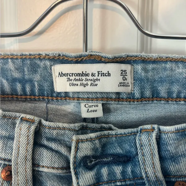 Abercrombie & Fitch Ultra High Rise Curve love straight ankle Denim - Image 3