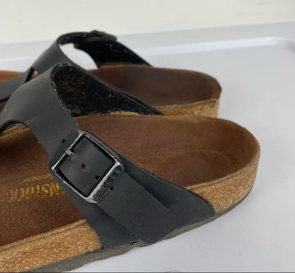 Birkenstock Gizeh Black Leather Sandals Womens Sz 38 / US 7 - Image 7