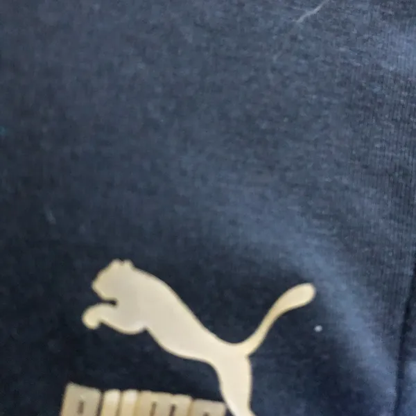 NEW WITH TAGS  CUT OUT TEE DENIM - Image 4