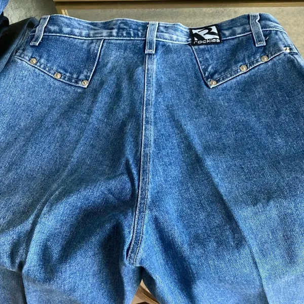 Rockies Riveted Rare Size 12 starched jeans long tall - Image 2