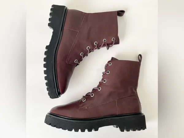 Madewell the Rayna lace up leather boots 10.5 - Image 4