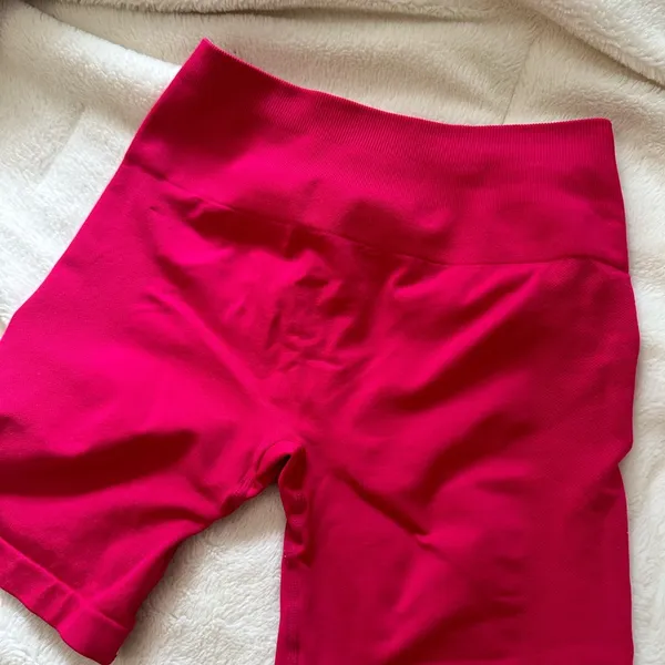 AUROLA workout shorts Pink - Image 2