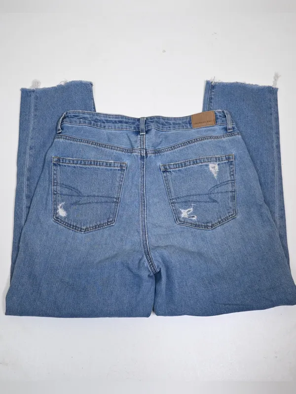 American Eagle Women's 8 Busted Knee Mom Jean - Image 5