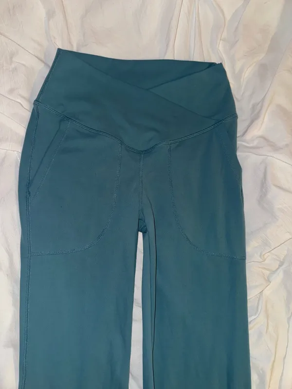 Halara Leggings - Image 2