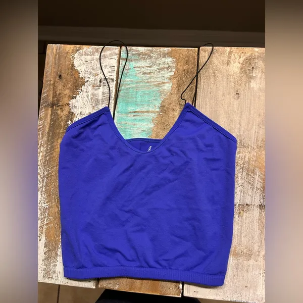 New without tags- free people skinny strap brami crop top in cobalt blue - Image 4