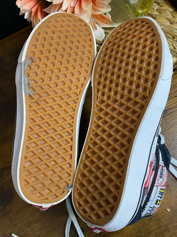RARE🔥 VANS Sk8-Hi BOX LOGO Shoes Mens size 8 Womens 9.5 - Image 7