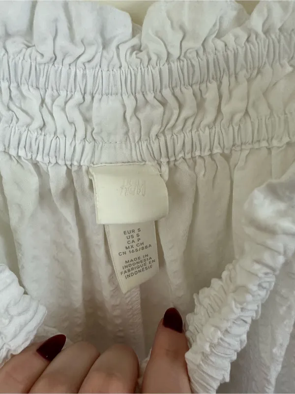 H&M White Cotton Sleeveless with Smocked Bodice Size Small - Image 3