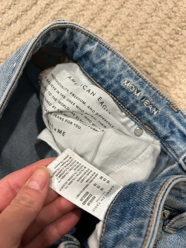 American Eagle mom jeans size 10R - Image 6