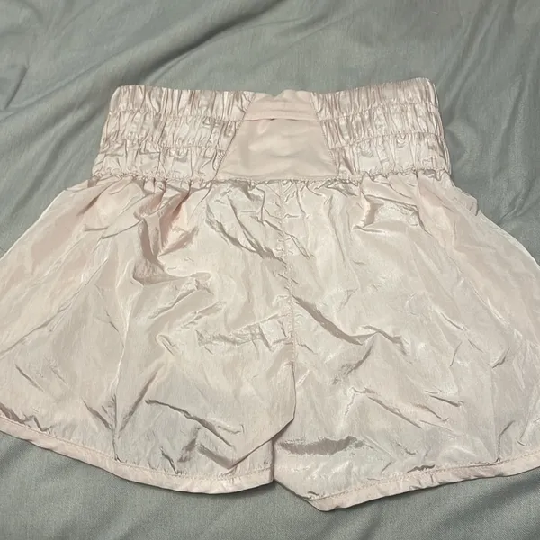 Free People Movement light pink shorts - Free people way home - Image 2