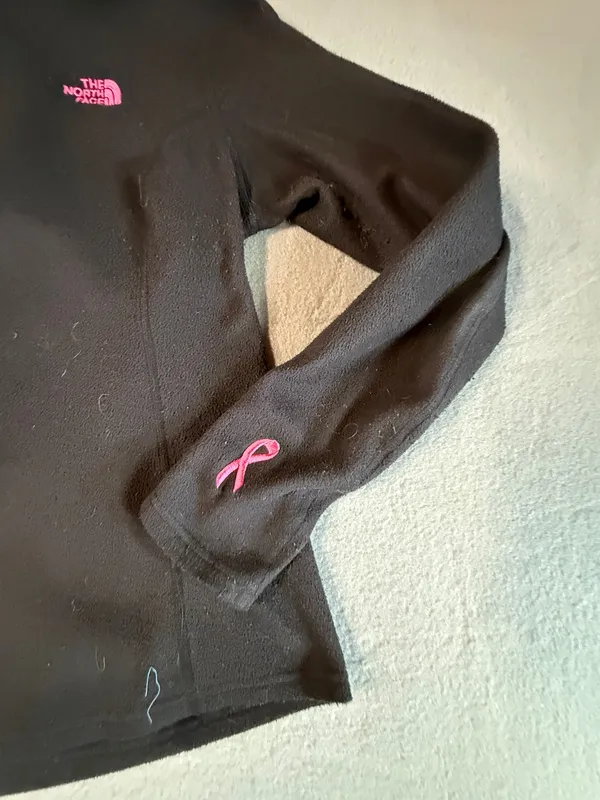 Women’s Breast Cancer The North Face Black Fleece - Image 3