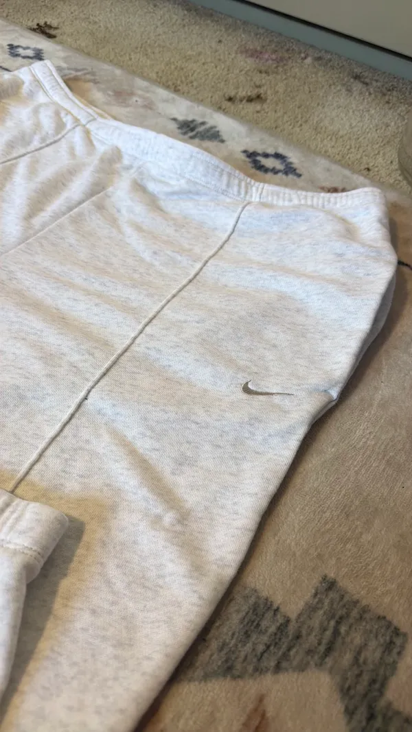 Nike joggers - Image 4