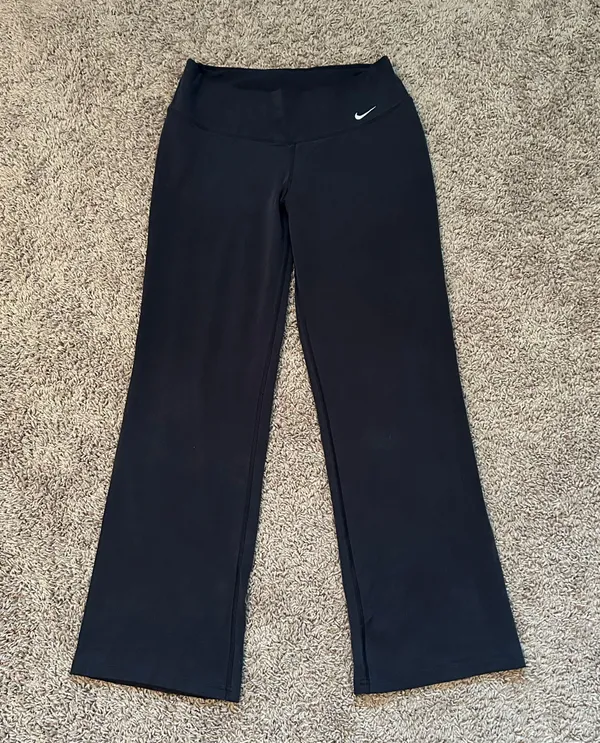 ‼️ Flare Leggings‼️ - Image 2