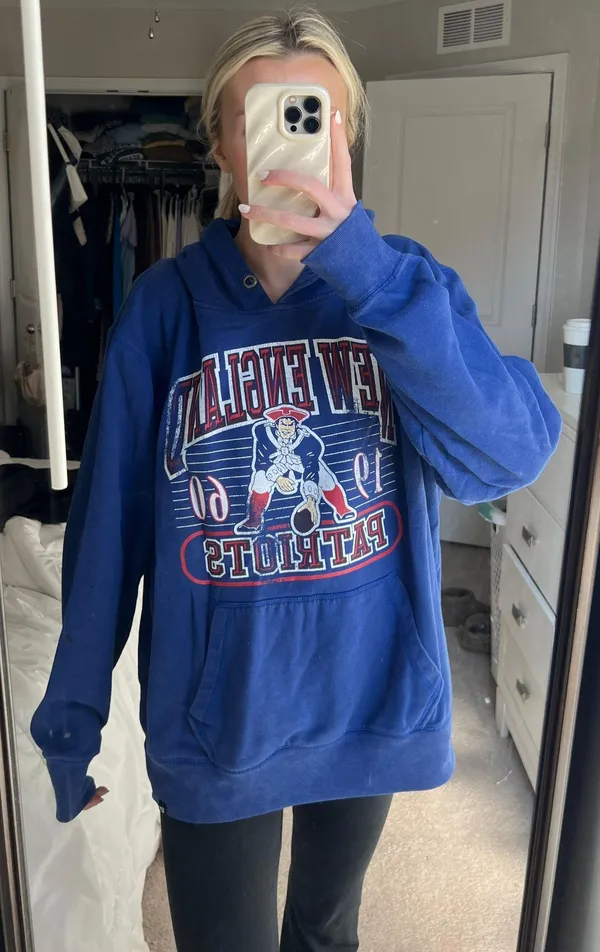 47 Brand Vintage Patriots Sweatshirt - Image 2