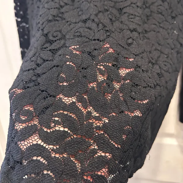 Zara Collection Black‎ Lace Long Sleeve Top Women's Size Large Sweatshirt Style - Image 2