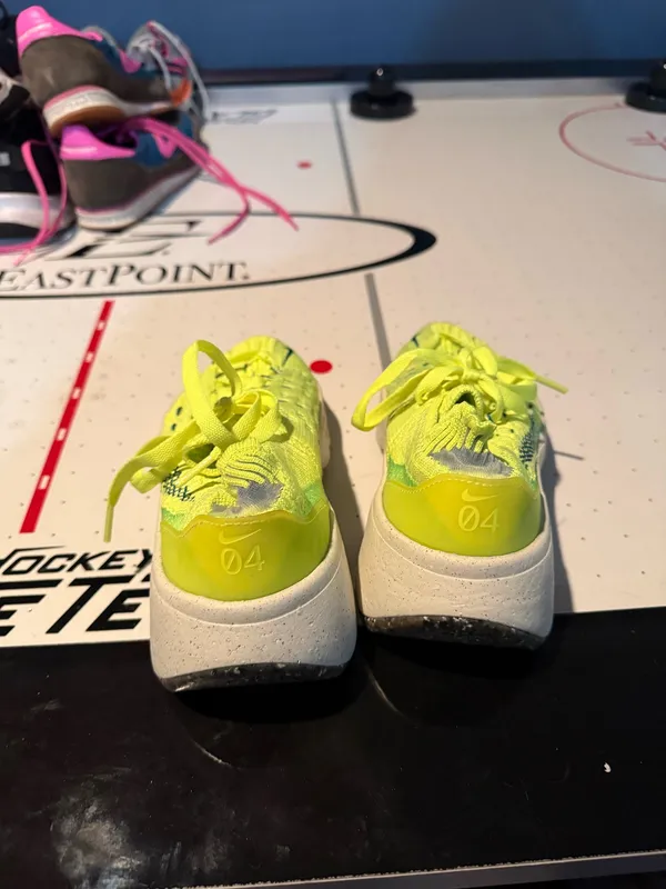 Nike Women’s Space Hippie 04 Sneakers refresh volt - Image 7