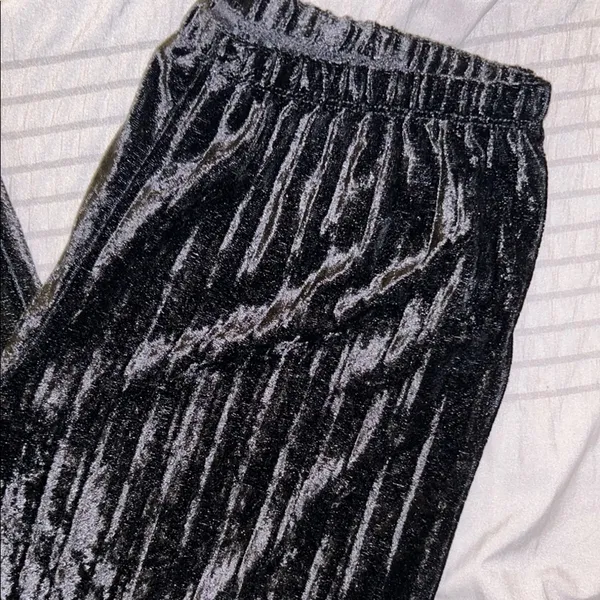 Melissa Paige Size M Black Velour Lounge Pants - Image 8