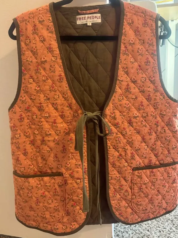 Free People Quilted Floral Peach Tie-Front Vest - Image 8