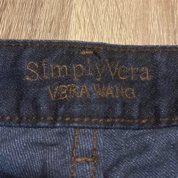 New! Simply Vera by Vera Wang womens blue flare jeans size 2 - Image 3