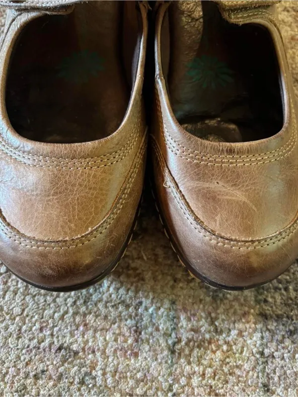 Montana West Montana Tan Brown Leather Mary Jane Flats with Adjustable Strap Sz 9 - Image 6
