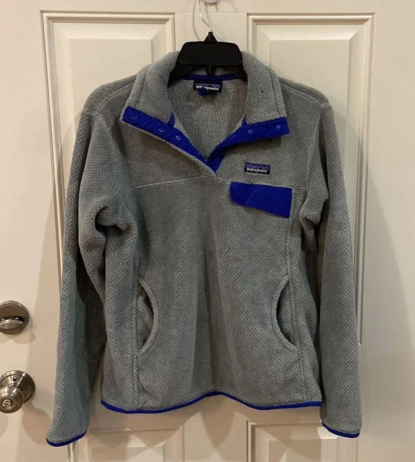 Patagonia sweater size medium - Image 7