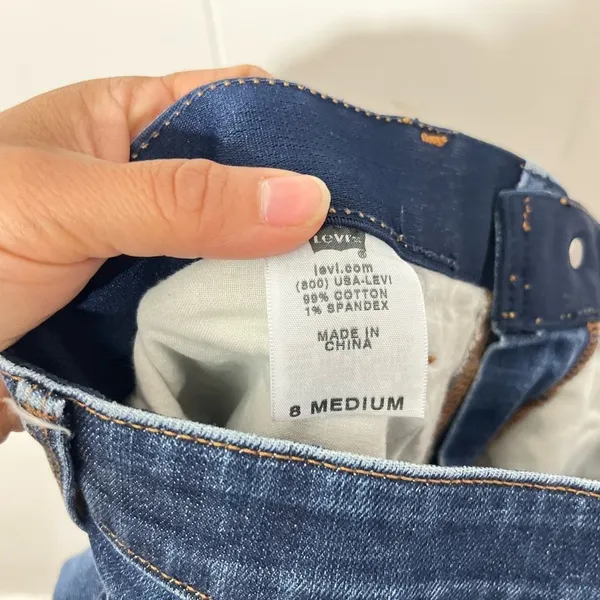Levi’s 525 Perfect Waist Bootcut Jeans Women’s 8 Medium Wash Stretch Denim - Image 8