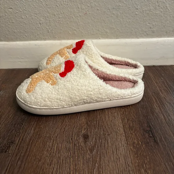 Gingerbread Cozy Santa Hat Slip on Slippers Size 7/7.5 Holiday - Image 4