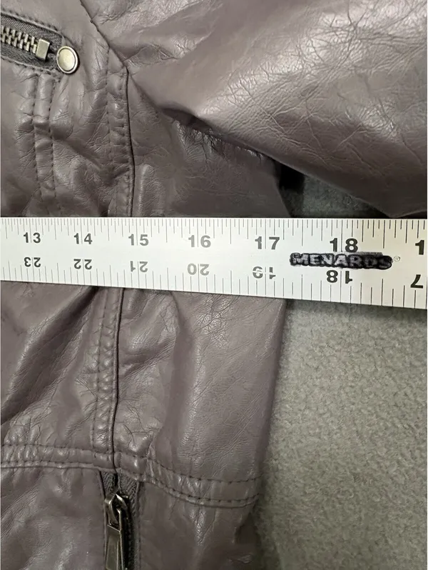 J2 Women’s M Gray Hooded Full Zip Jacket Pockets Long Sleeve Short Faux Leather - Image 5