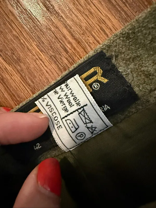Kurt Geiger vintage 100% wool olive green vest 42/12 - Image 9