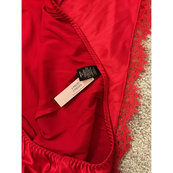Victoria’s Secret Lace Back Satin Cami Shorts Pajama Set Red Large NWT - Image 8