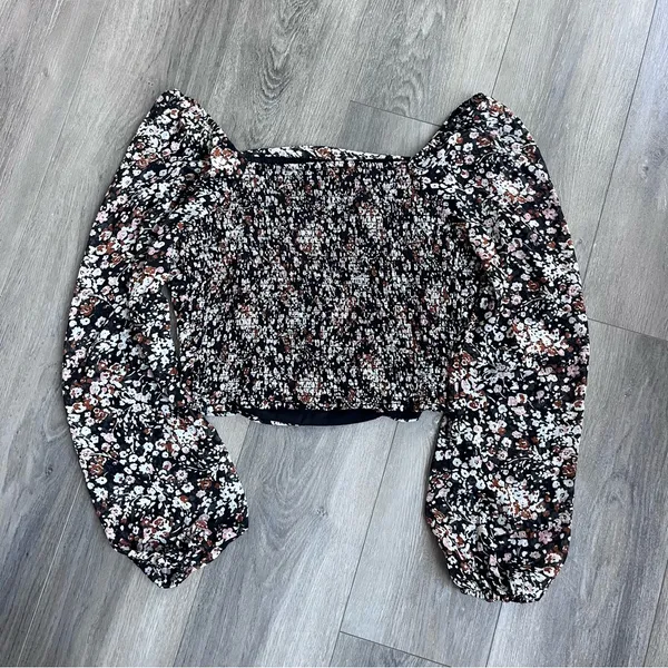 Lulus Womens Black Floral Crop Top Blouse Smocked Long Sleeve L NWT - Image 6