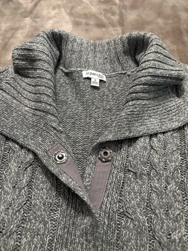 St. John's Bay Cardigan Women’s Size S Gray Cable Knit Sweater - Image 11