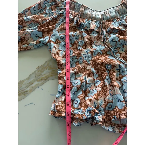 Free People Floral Ruffle Smocked Back Blouse Blue Brown‎ Small - Image 5