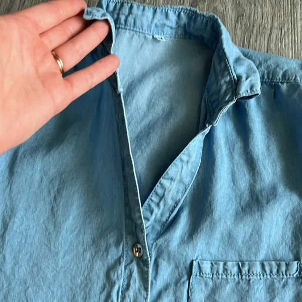 Jeans Button Up Tank Top Knot Front Size M Blue Size M - Image 3
