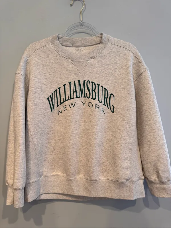 Abercrombie YPB Williamsburg Brooklyn New York Sweatshirt Size S - Image 3