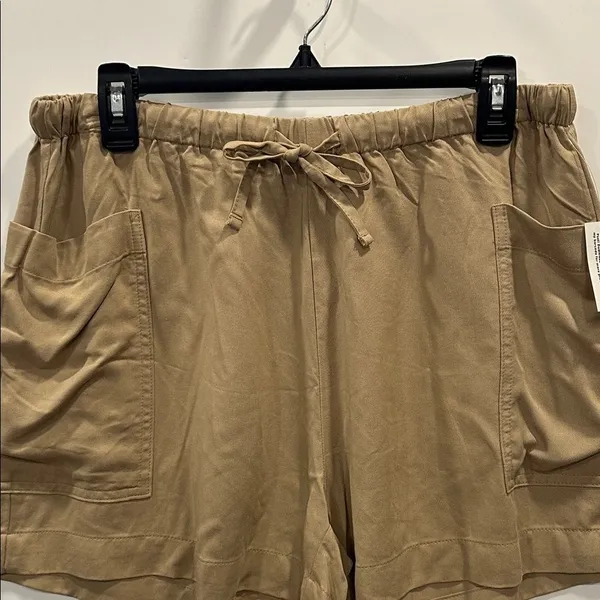 Old Navy High Waisted Playa Shorts NEW Shore Enough Medium Tan 692778 - Image 5