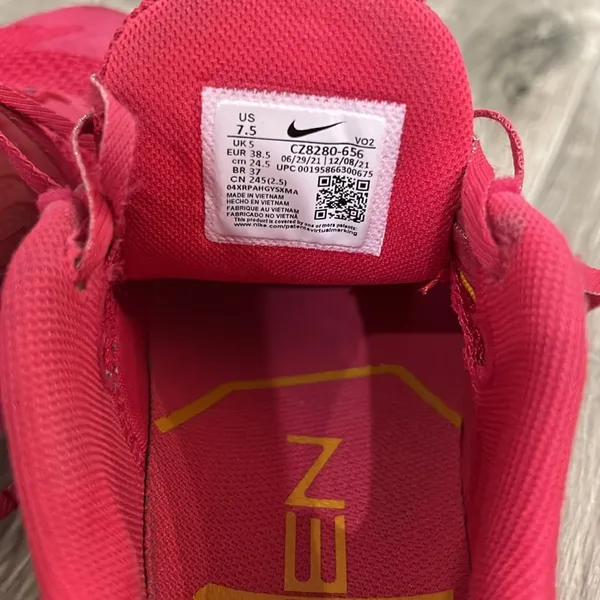 Nike metcons - Image 5