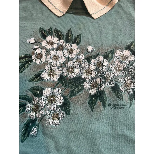 Vintage grandma collar sweatshirt white flower green size med - Image 2