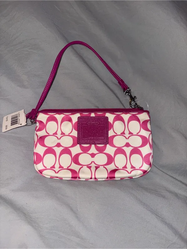 NWT Vintage Coach Peyton Dream C Signature Canvas Wristlet with Strap - Image 4