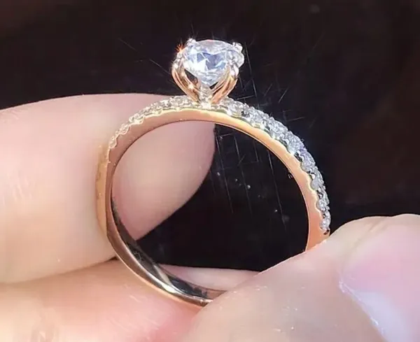 Ladies Gold-Plated Cubic Zirconia Ring Size 8 - Image 2