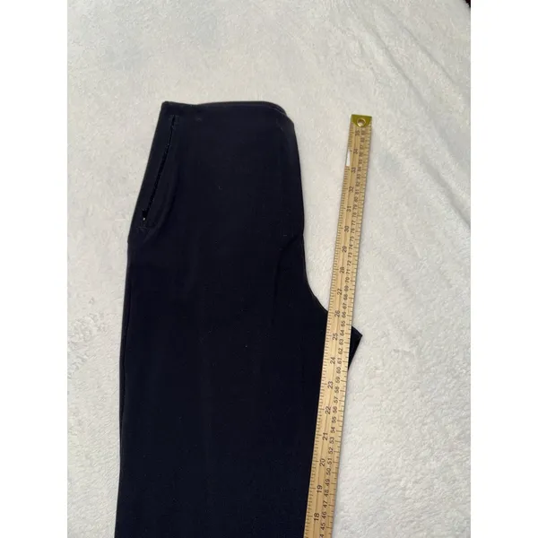 Lululemon Women's On the Move Pant Black Mid Rise Travel Size 8 - Image 9