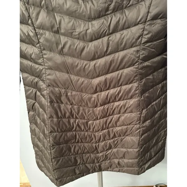 32 Degrees Women's Heat Ultralite Packable Down Hooded Puffer Jacket Size Medium - Image 9