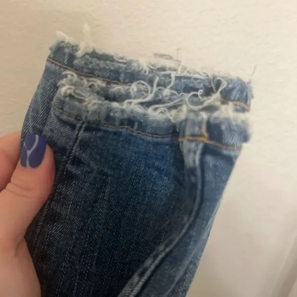 ✨Zara Mid Rise Skinny Ankle Sz 6 Jeans Raw Hem Dark Wash Distressed Destroyed✨ - Image 10