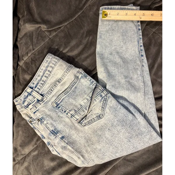 BKE Stella Low Rise Ankle Skinny Jeans Light Acid Wash Distressed Slim Fit - Image 4