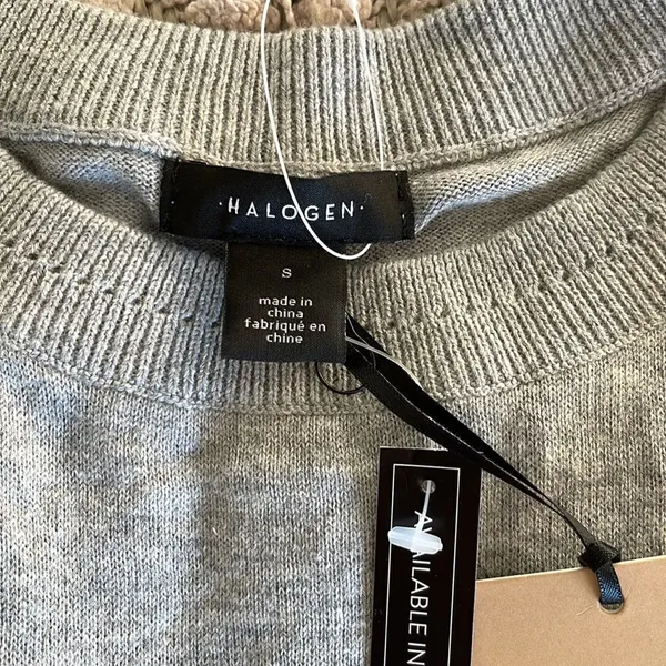 NWT Halogen crew neck‎ sweater. Gray. Size Small - Image 3
