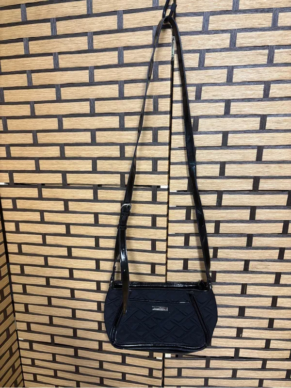 Vera Bradley Black crossbody Purse - Image 2